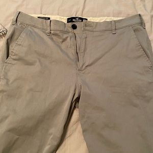 Hollister SUPER SKINNY CHINO PANTS
